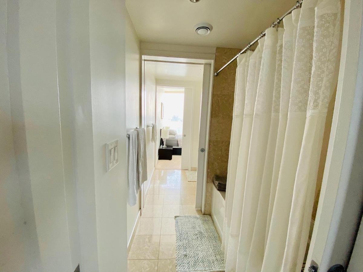 Corporate Suite Toronto Ngoại thất bức ảnh