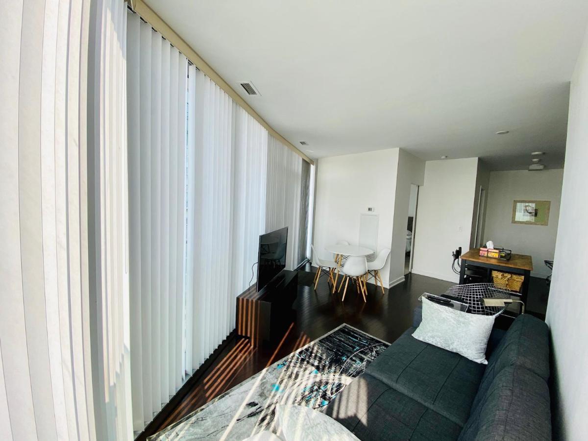 Corporate Suite Toronto Ngoại thất bức ảnh