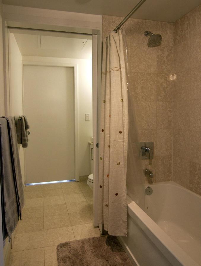 Corporate Suite Toronto Ngoại thất bức ảnh