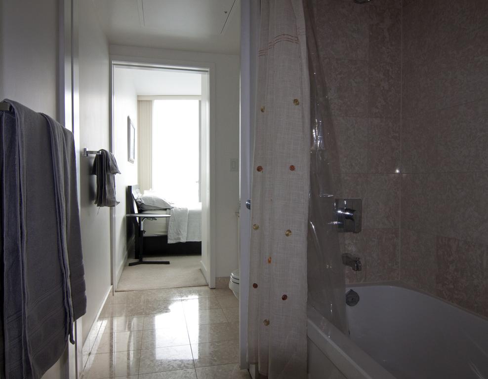 Corporate Suite Toronto Ngoại thất bức ảnh